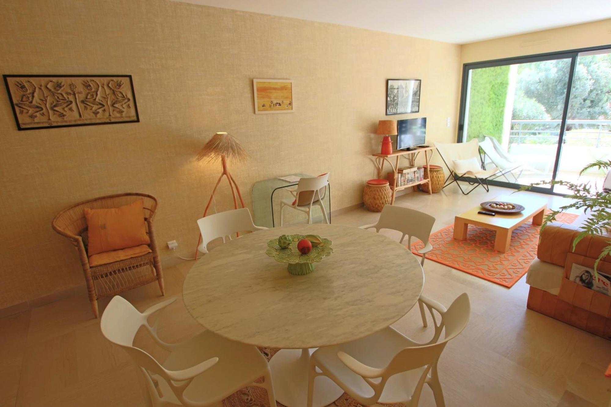 Renove 2 Au Palm